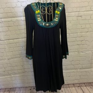 Black swing style With decorative trim in green